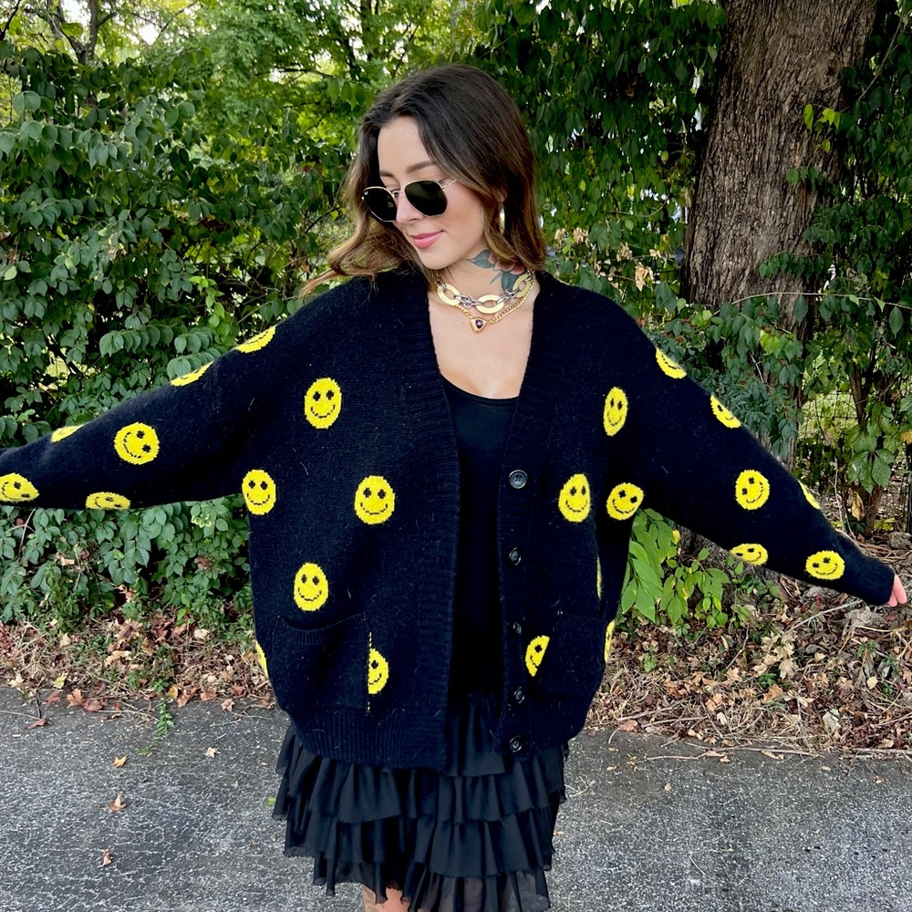 One Size Unisex Smiley Cardigan